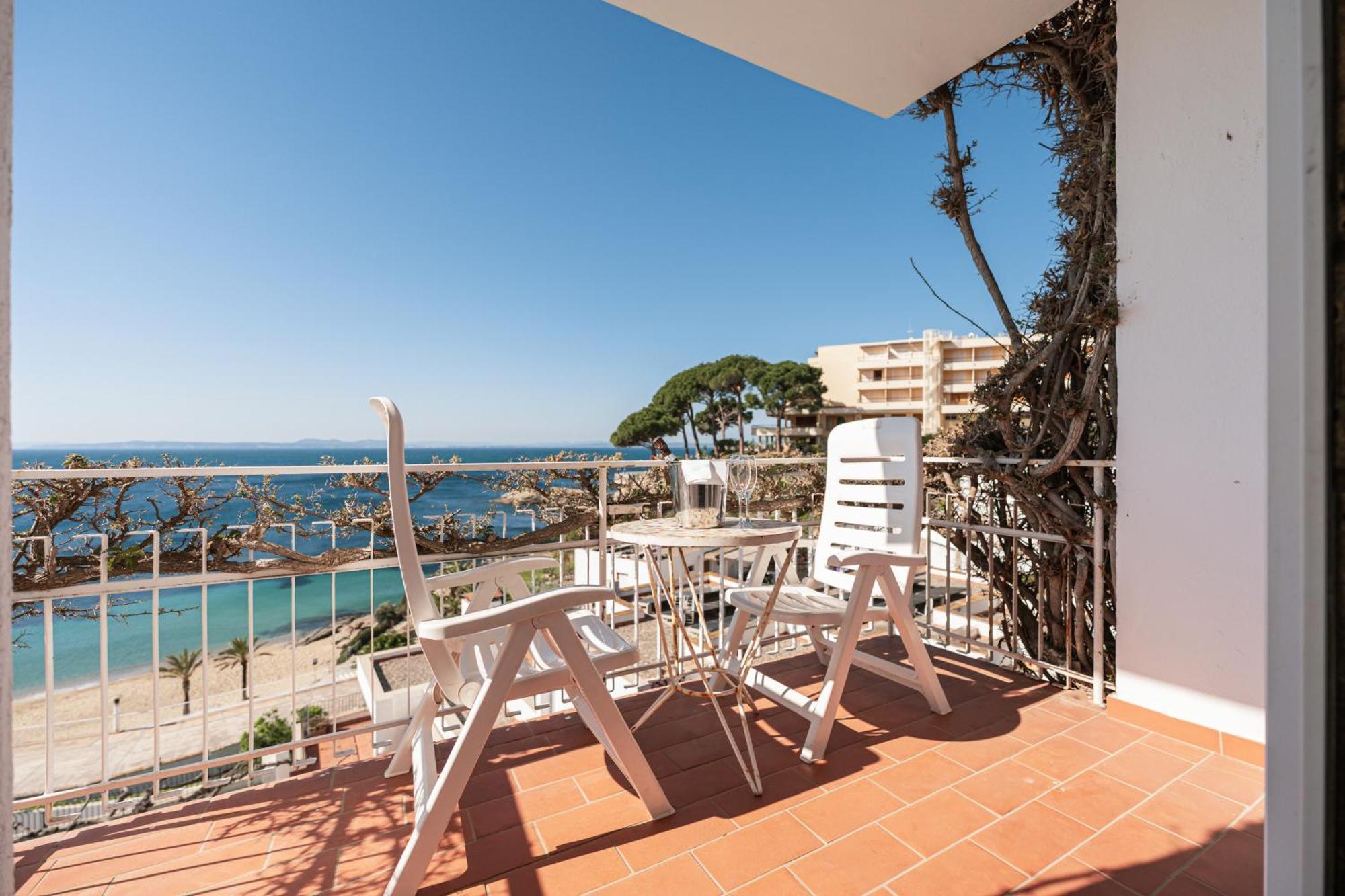Santa Llucia Apartaments Roses Exterior photo